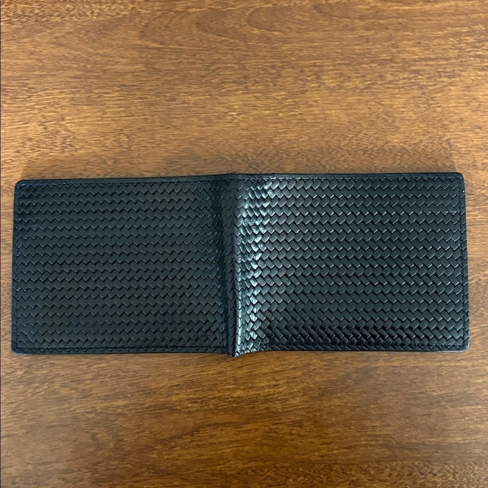 Woven Leather Bi-Fold Wallet in Black